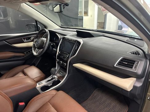 Used 2022 Subaru Ascent Touring AWD/4WD image 12