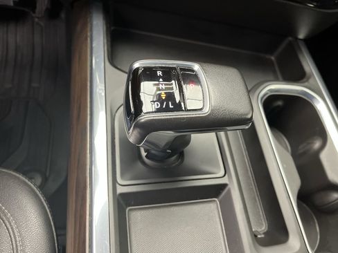 Certified 2022 GMC Sierra 1500 SLT image 27