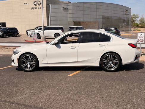 Used 2021 BMW 330i Sedan w/ Convenience Package RWD image 3