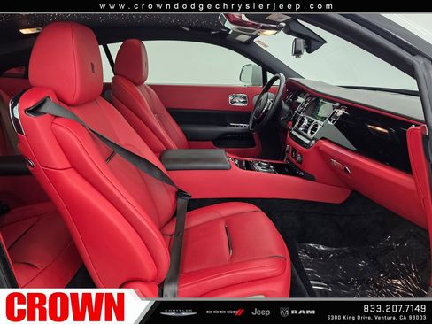 Used 2019 Rolls-Royce Wraith RWD image 18