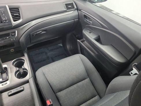 Used 2017 Honda Ridgeline Sport image 16