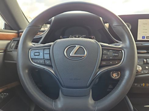 Used 2023 Lexus ES 350 w/ Premium Package image 20