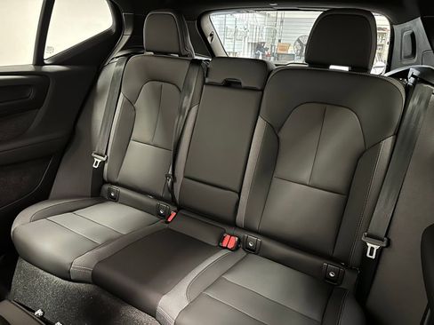 Certified 2024 Volvo XC40 Recharge Core w/ Protection Package Premier image 19