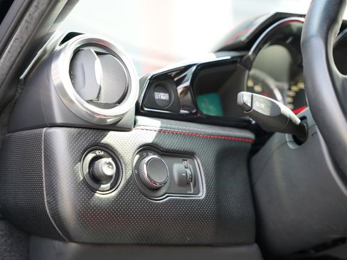 Used 2020 Lotus Evora image 15