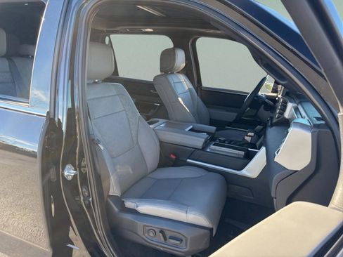 Certified 2025 Toyota Sequoia Limited image 29