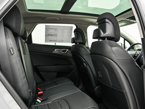 New 2026 Kia Sportage SX image 12