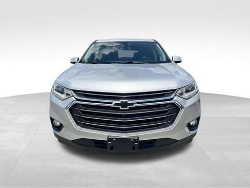 Used 2019 Chevrolet Traverse LT FWD image 7