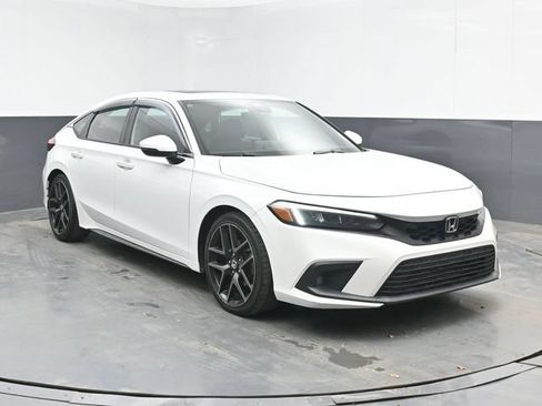 Used 2022 Honda Civic Sport Touring image 2