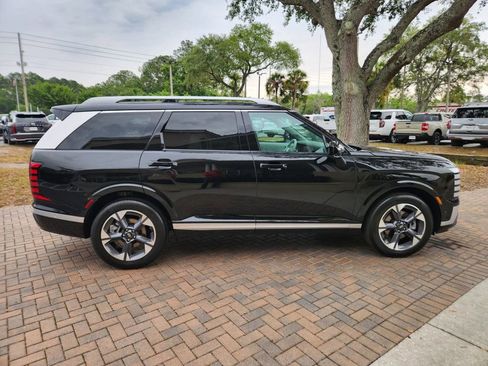 Used 2026 Hyundai Palisade Limited FWD image 6