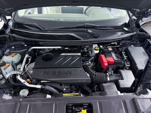 Certified 2024 Nissan Rogue SL FWD image 40