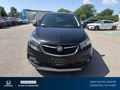 Used 2021 Buick Encore Preferred w/ Safety Package FWD image 2