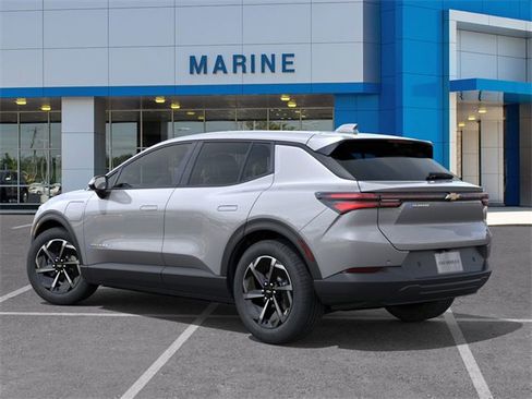 New 2026 Chevrolet Equinox EV LT image 3