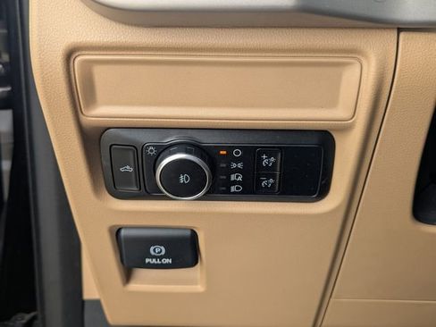 Used 2023 Ford F150 XLT image 11