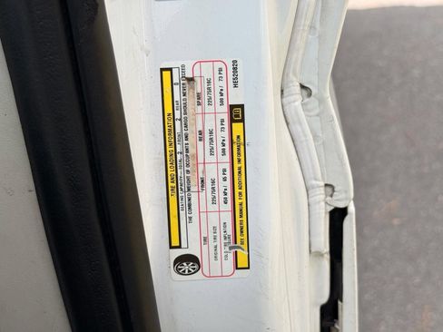 Used 2017 RAM ProMaster 1500 w/ Premium Appearance Group FWD image 40