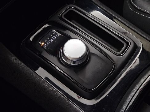 Used 2023 Chrysler 300 S RWD image 15