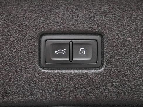 Used 2022 Audi Q5 2.0T Premium Plus w/ Premium Plus Package image 37