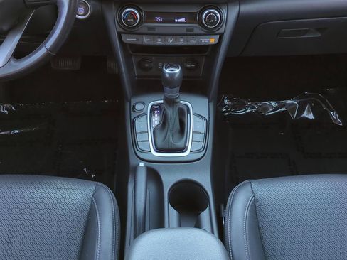 Used 2020 Hyundai Kona Limited image 29