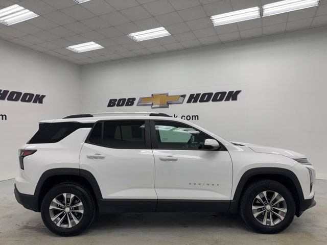 Used 2025 Chevrolet Equinox LT w/ Convenience Package II AWD/4WD image 4
