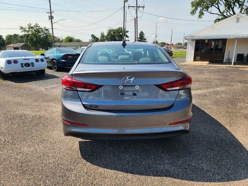 Used 2018 Hyundai Elantra SEL FWD image 6