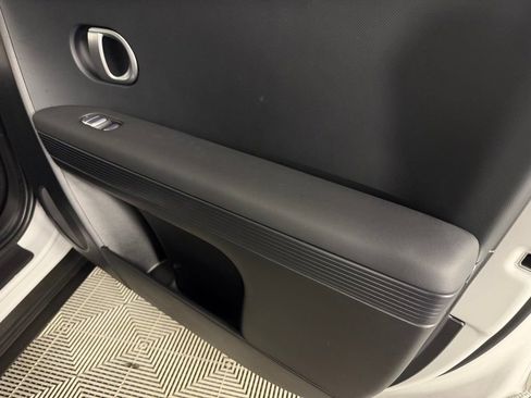 Used 2024 Hyundai Ioniq 5 SEL RWD image 33