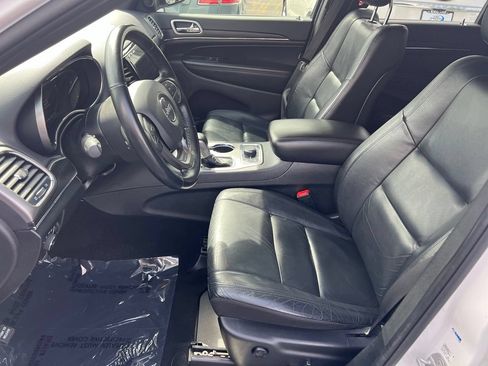 Used 2021 Jeep Grand Cherokee Limited w/ Sun & Sound Group AWD/4WD image 11