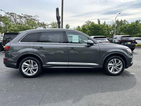 Used 2022 Audi Q7 3.0T Premium Plus w/ Premium Plus Package AWD/4WD image 4