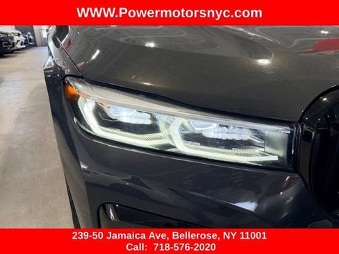 Used 2021 BMW 750i xDrive w/ Executive Package AWD/4WD image 6