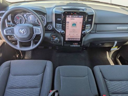 New 2026 RAM 1500 4x4 Crew Cab image 18