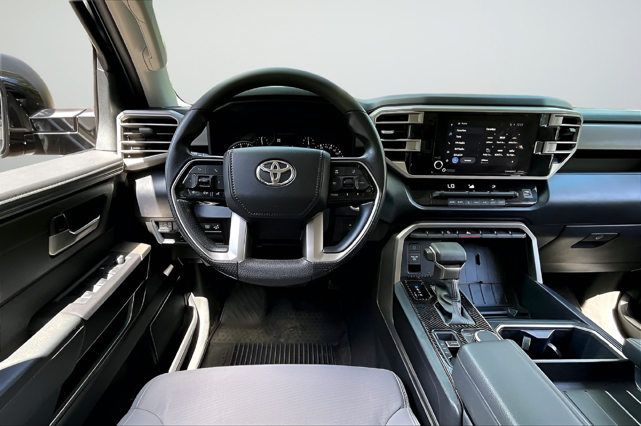 Used 2024 Toyota Tundra SR5 w/ SR5 Convenience Package AWD/4WD image 8
