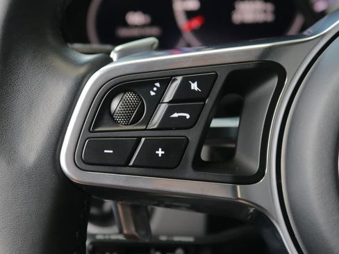 Used 2023 Porsche Cayenne GTS AWD/4WD image 19