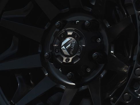 Used 2023 Jeep Gladiator Overland image 5