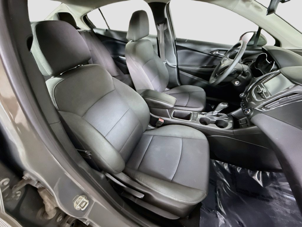 Used 2017 Chevrolet Cruze LT FWD image 28