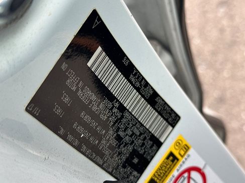 Used 2018 Toyota Highlander XLE image 54