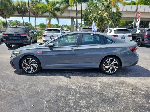 Certified 2023 Volkswagen Jetta GLI Autobahn FWD image 2