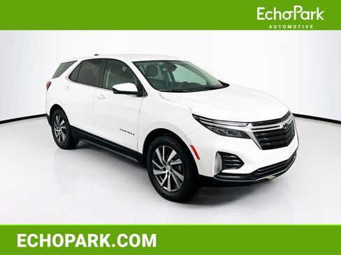 Used 2023 Chevrolet Equinox LT image 1