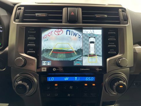 Used 2023 Toyota 4Runner Limited image 32