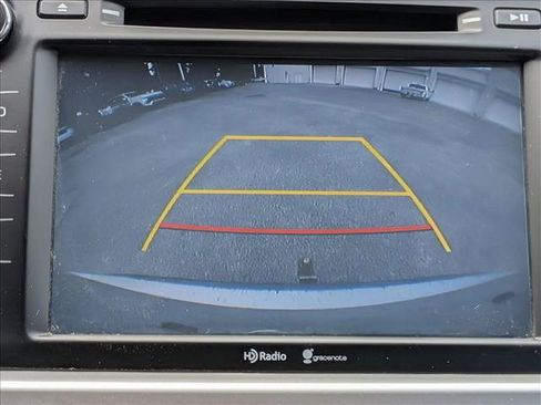 Used 2015 Toyota Highlander Limited Platinum AWD/4WD image 16