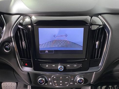 Used 2023 Chevrolet Traverse LT AWD/4WD image 21