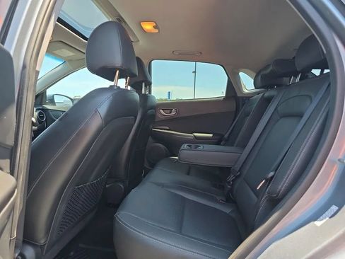 Used 2020 Hyundai Kona Limited FWD image 42