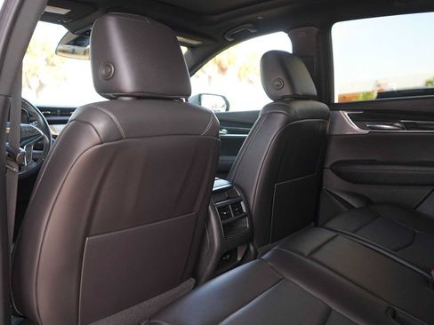 Used 2023 Cadillac XT5 Premium Luxury FWD image 13