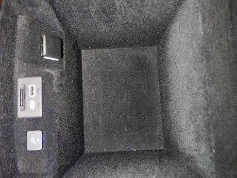 Used 2021 Cadillac Escalade Premium Luxury w/ Driver Assist Tech Package image 35