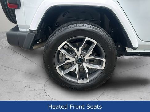 Used 2024 Jeep Wrangler Unlimited w/ Convenience Group AWD/4WD image 33