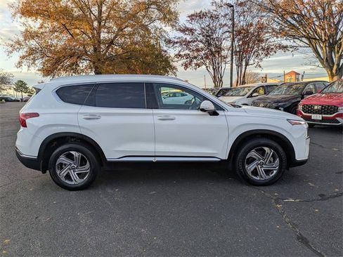 Used 2023 Hyundai Santa Fe SEL w/ Premium Package image 3