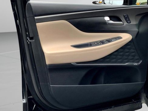 Used 2020 Hyundai Santa Fe Limited image 24