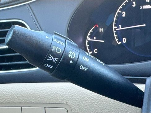 Used 2014 Hyundai Genesis 3.8 w/ Premium Package 02 image 12