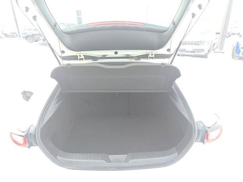 Used 2024 MAZDA MAZDA3 s image 33