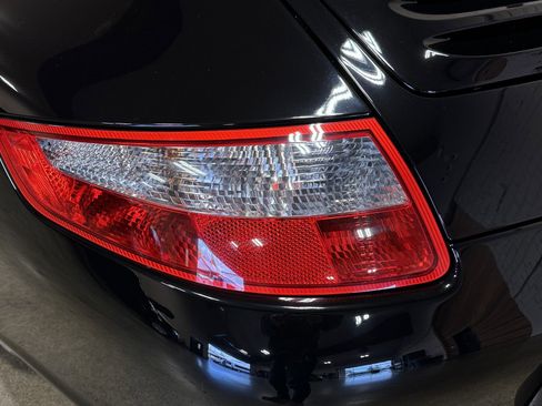 Used 2006 Porsche 911 Carrera S image 21