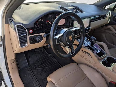 Used 2019 Porsche Cayenne image 10