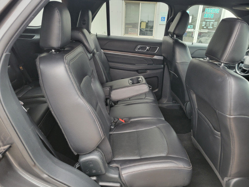 Used 2019 Ford Explorer Limited w/ Class III Trailer Tow Package AWD/4WD image 29