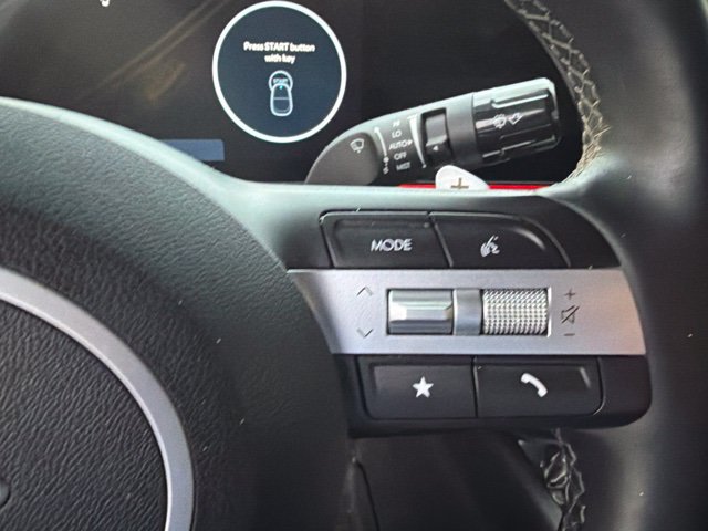 Used 2025 Hyundai Sonata Limited FWD image 10